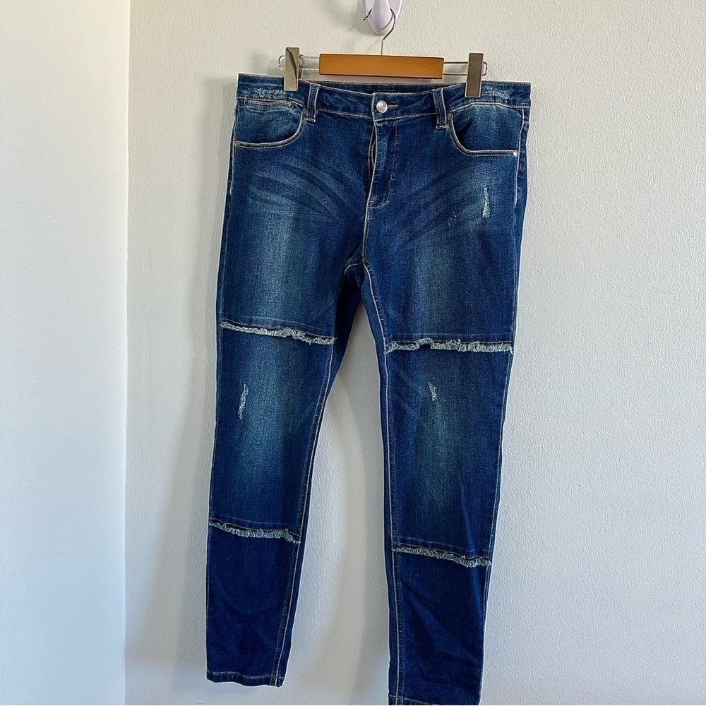 (NWOT) MAX JEANS BLUE  SKINNY JEANS